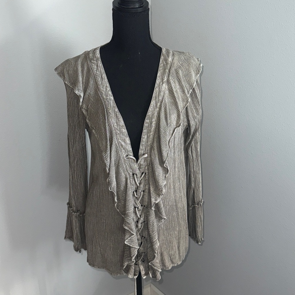 Easel Metallic “look” Ruffle Blouse - Gray/Silver